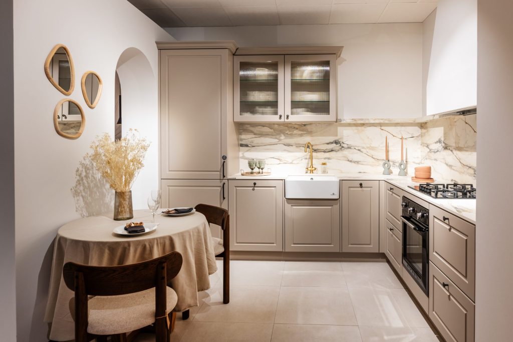 Cuisine rustique avec touches de charme